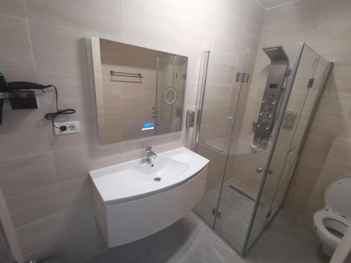Maravali Seaview Mamaia Apartment Bagian luar foto