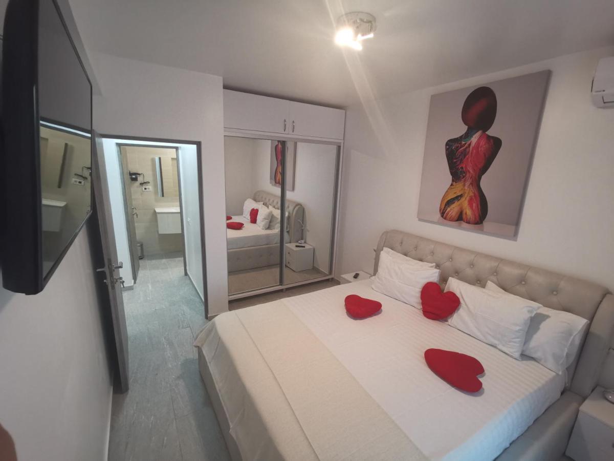 Maravali Seaview Mamaia Apartment Bagian luar foto