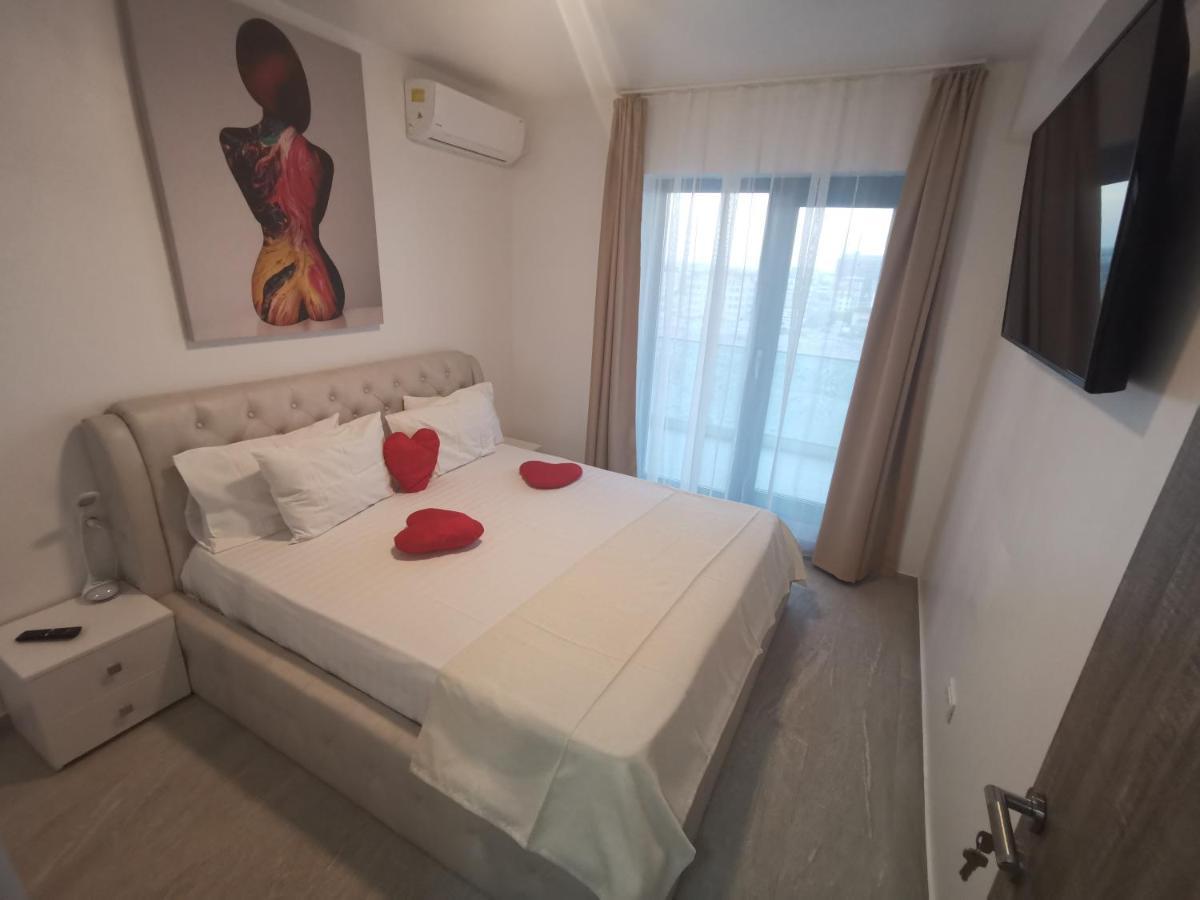 Maravali Seaview Mamaia Apartment Bagian luar foto