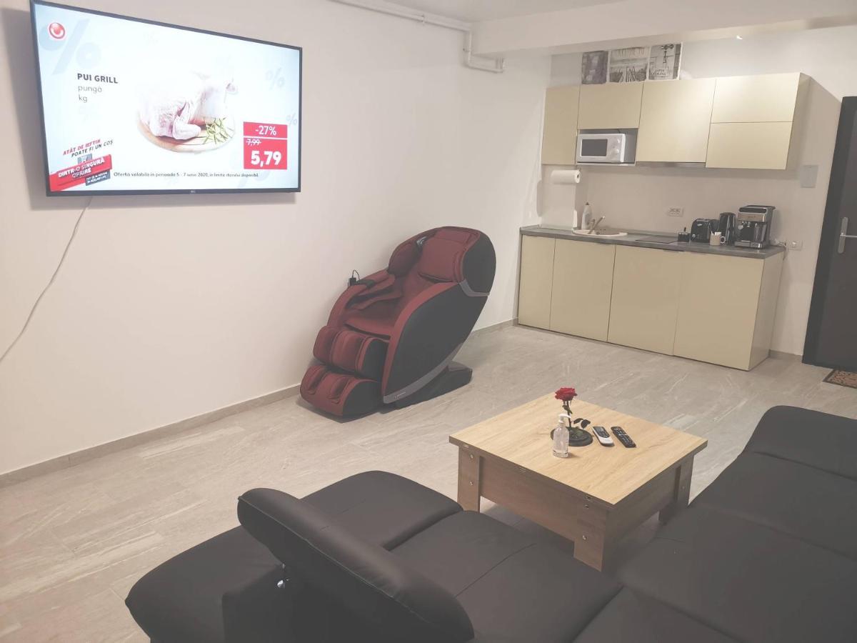 Maravali Seaview Mamaia Apartment Bagian luar foto