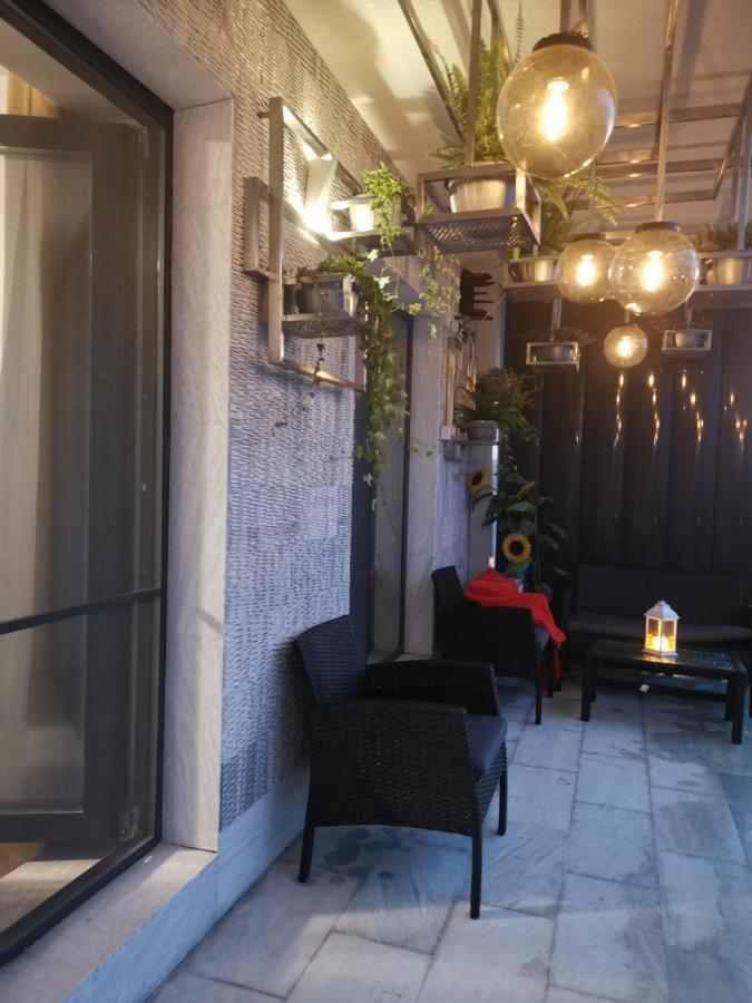 Maravali Seaview Mamaia Apartment Bagian luar foto
